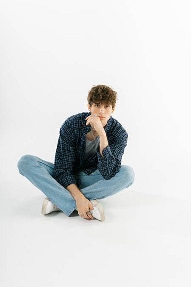 Yogurtland and Singer-Songwriter, Record Producer, and Multi-Platinum Artist, JVKE, Announces Exclusive ‘Red Velvet’ Frozen Yogurt Collaboration
